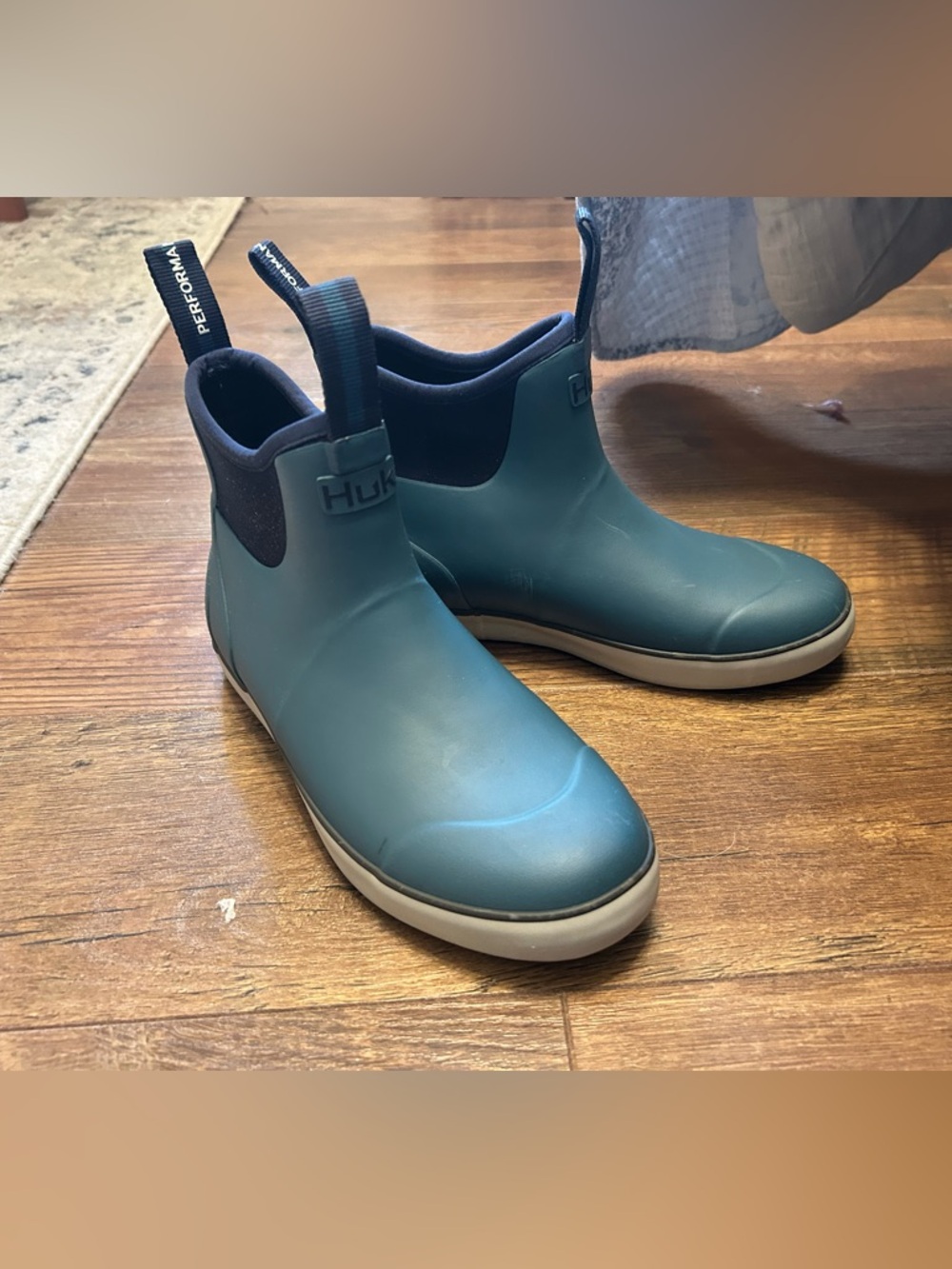 Huk Rogue Wave Deck Boots for Ladies - Picture 3 of 3